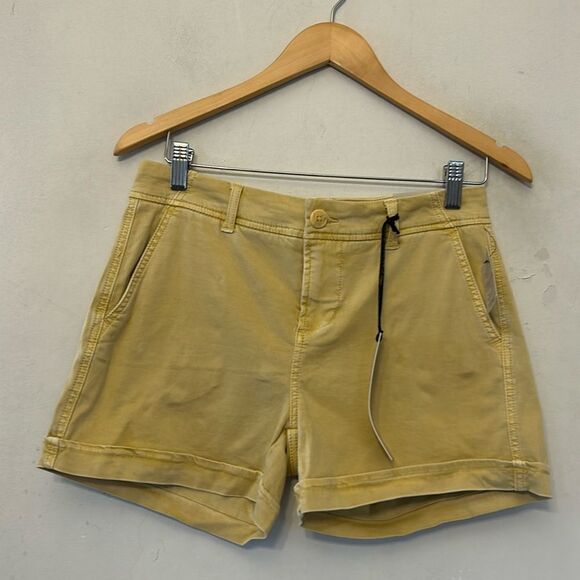 Liverpool mustard gold cuffed shorts Size 4 New - Picture 1 of 9